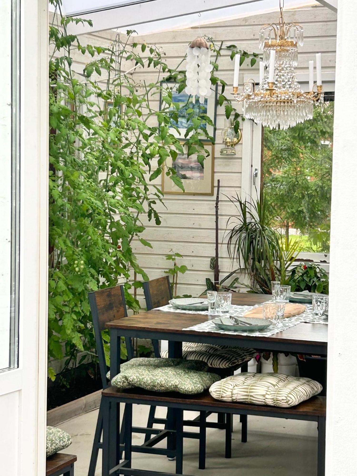 أوربرو Lilla Huset Bed & Breakfast - Countryside Guesthouse, Free Parking المظهر الخارجي الصورة