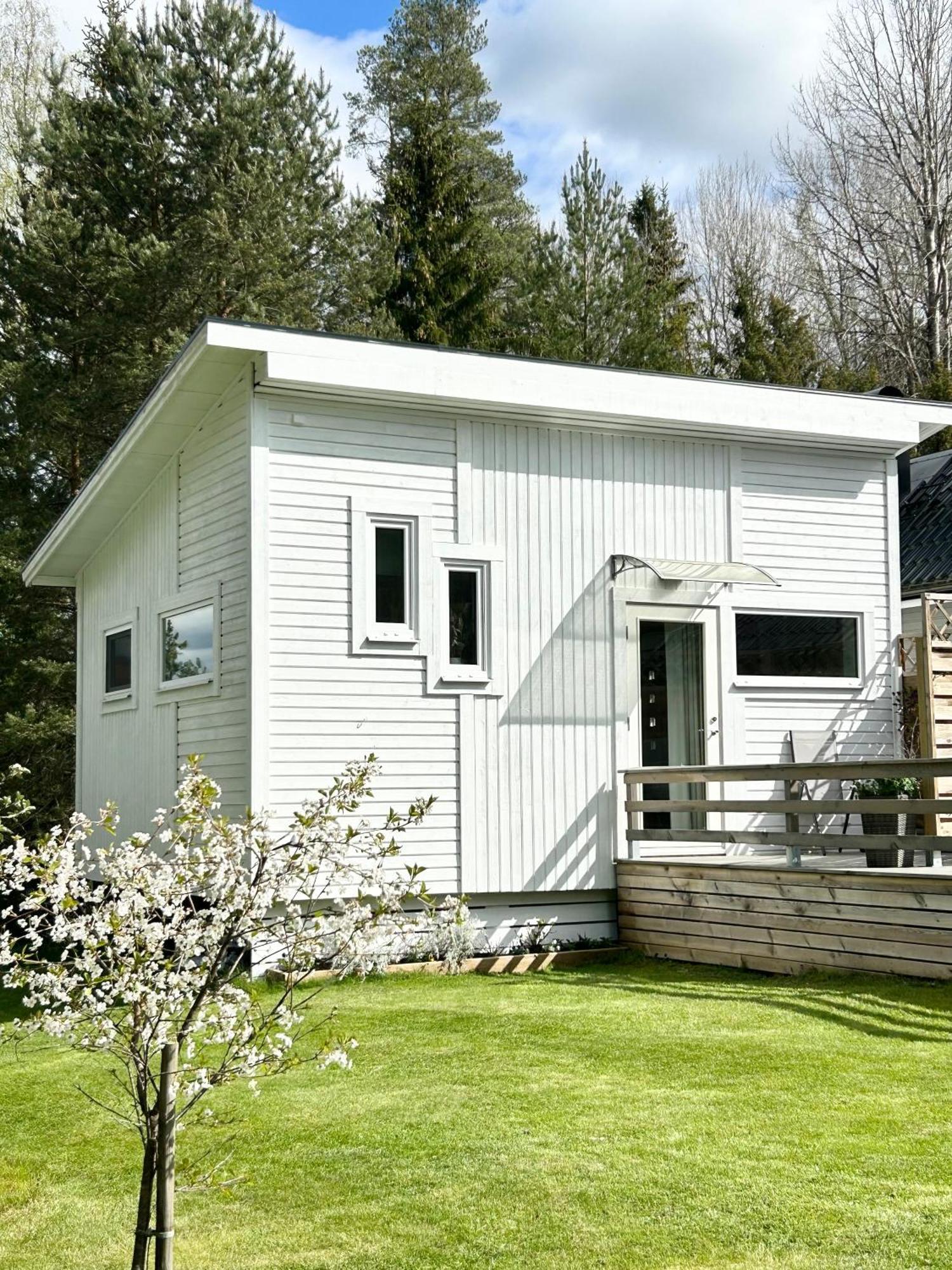 أوربرو Lilla Huset Bed & Breakfast - Countryside Guesthouse, Free Parking المظهر الخارجي الصورة